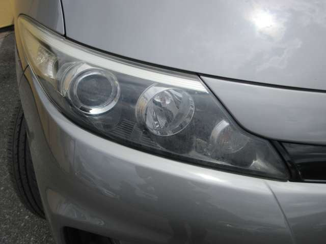 中古車 トヨタ エスティマ 2 4 アエラス 純正ナビ Bカメラ フルセグtv クルコン の中古車詳細 86 000km グレー 千葉県 75万円 中古車情報 中古車検索なら 車選びドットコム 車選び Com