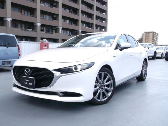 中古車 マツダ Mazda3セダン 1 5 15s 100周年特別記念車 の中古車詳細 659km ホワイト 千葉県 258万円 中古 車情報 中古車検索なら 車選びドットコム 車選び Com