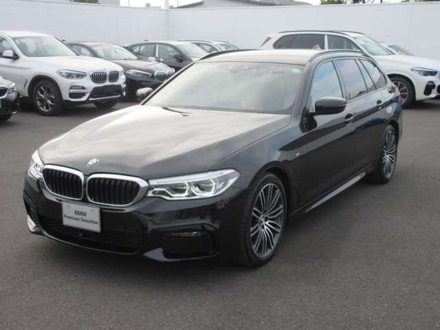 中古車 Bmw 523dツーリング Mスポーツ ディーゼル ディーゼルターボ の中古車詳細 8 000km ブラック 栃木県 539万円 中古車情報 中古車検索なら 車選びドットコム 車選び Com