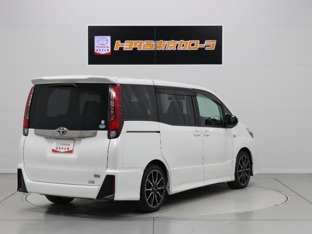 中古車 トヨタ ノア 2 0 Si G S の中古車詳細 31 000km パールメタリック 東京都 9 8万円 中古車情報 中古車 検索なら 車選びドットコム 車選び Com