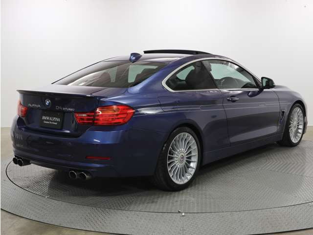 中古車 Bmwアルピナ D4クーペ ビターボ の中古車詳細 56 000km ブルー 神奈川県 568万円 中古車情報 中古車検索なら 車 選びドットコム 車選び Com