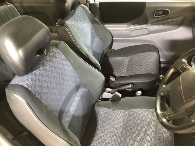 中古車 三菱 パジェロミニ Vr I 4wd 1年保証 Mt 寒冷地仕様 禁煙車 の中古車詳細 81 000km ツートン 北海道 8 8万円 中古車情報 中古車検索なら 車選びドットコム 車選び Com