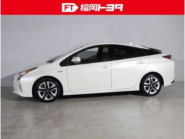 中古車 トヨタ プリウス 1 8 A ツーリングセレクション の中古車詳細 38 000km パールメタリック 福岡県 179万円 中古車 情報 中古車検索なら 車選びドットコム 車選び Com 中古車 トヨタ プリウス 1 8 A ツーリングセレクション の中古車詳細 38 000km パールメタリック 福岡県 179万円 中古車 情報 中古車検索なら 車選びドットコム 車選び Com