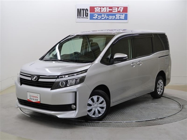中古車 トヨタ ヴォクシー 2 0 X 4wd の中古車詳細 47 000km シルバーメタリック 宮城県 184万円 中古車情報 中古車 検索なら 車選びドットコム 車選び Com