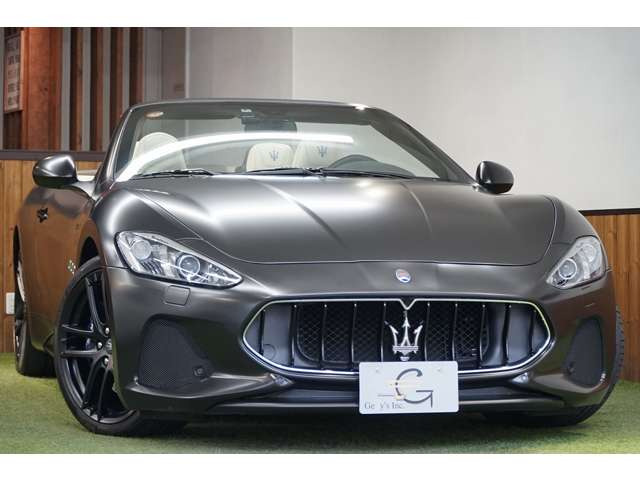 中古車情報 マセラティ グランカブリオ スポーツ 修復歴無し の中古車詳細 走行距離 1 4万km カラー マットブラックラッピング 元色ブルー 販売地域 東京都世田谷区 中古車を探すなら Carme カーミー 中古車