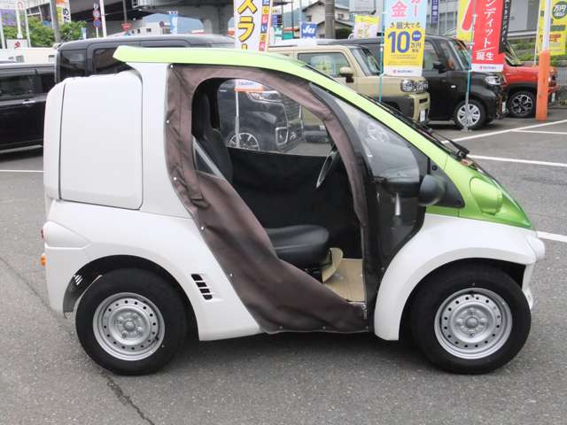 中古車 トヨタ コムス B Com の中古車詳細 1 000km ホワイトグリーン 広島県 49 8万円 中古車情報 中古車検索なら 車 選びドットコム 車選び Com