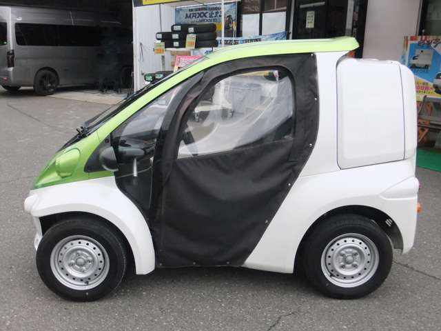 中古車 トヨタ コムス B Com の中古車詳細 1 000km ホワイトグリーン 広島県 49 8万円 中古車情報 中古車検索なら 車 選びドットコム 車選び Com