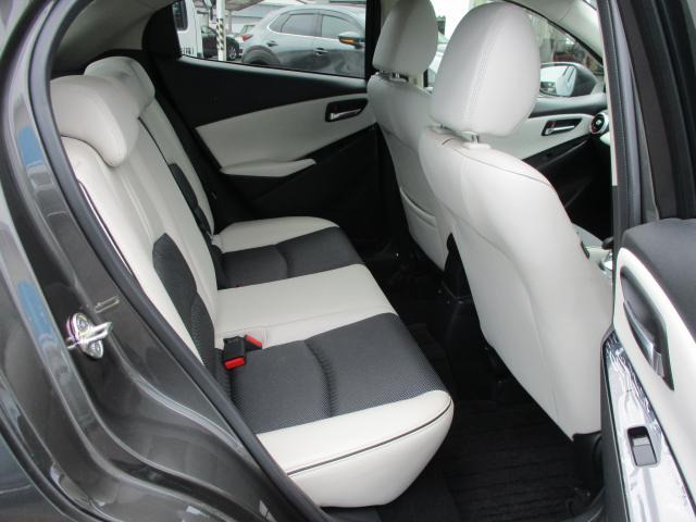 中古車 マツダ デミオ 1 5 Xd ツーリング Lパッケージ の中古車詳細 37 000km ダークシルバーメタリック 三重県 149 8万円 中古車情報 中古車検索なら 車選びドットコム 車選び Com