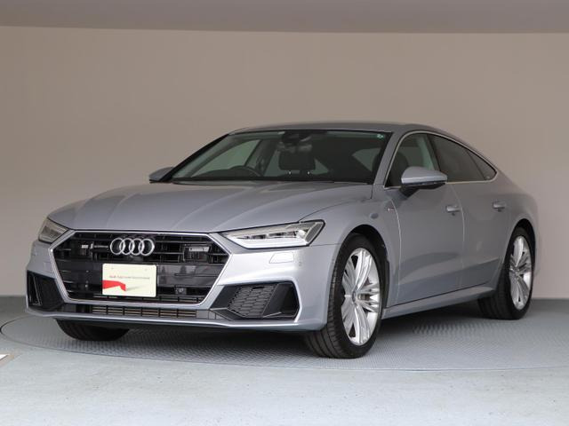 中古車 アウディ スポーツバック 55 Tfsi クワトロ デビューパッケージ 4wd の中古車詳細 25 000km シルバーグレー 東京都 579万円 中古車情報 中古車検索なら 車選びドットコム 車選び Com