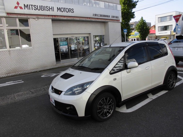 中古車 三菱 コルト 1 5 ラリーアート バージョンr の中古車詳細 87 000km ホワイト 愛知県 59 8万円 中古車情報 中古車検索なら 車選びドットコム 車選び Com