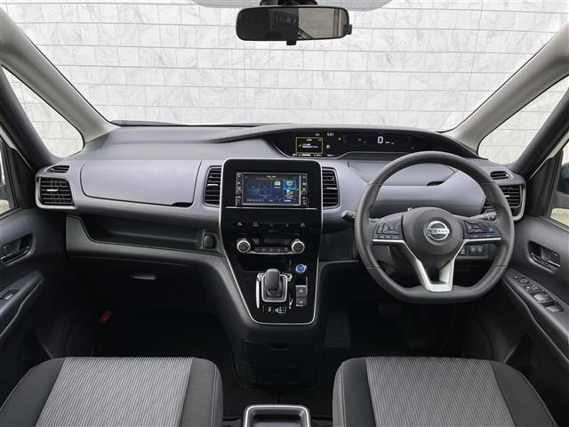 中古車情報 日産 セレナ 1 2 E Power ハイウェイスター V 修復歴無し の中古車詳細 走行距離 7000km カラー ブリリアントホワイトパール 販売地域 福岡県大野城市 中古車を探すなら Carme カーミー 中古車