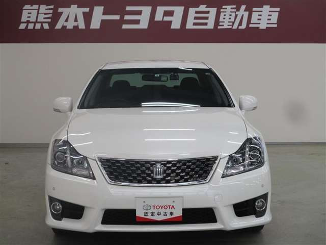中古車 トヨタ クラウンアスリート 2 5 スペシャルナビパッケージ の中古車詳細 19 000km ホワイトパール 熊本県 149 6万円 中古車情報 中古車検索なら 車選びドットコム 車選び Com