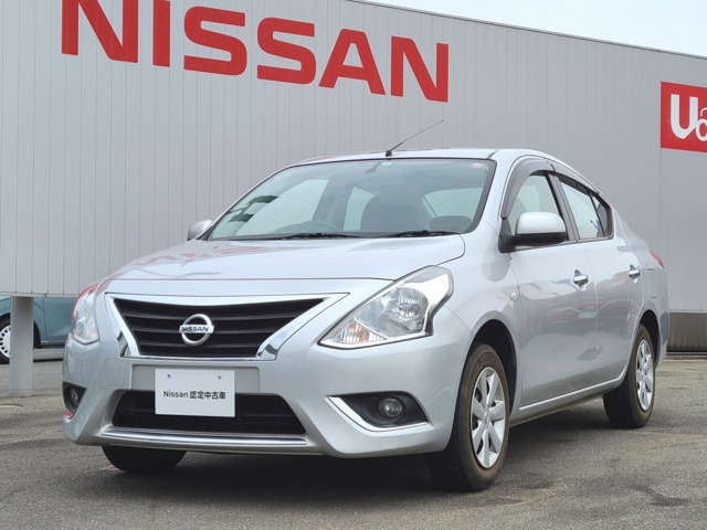 中古車 日産 ラティオ 1 2 G の中古車詳細 41 000km シルバー 福岡県 65万円 中古車情報 中古車検索なら 車 選びドットコム 車選び Com