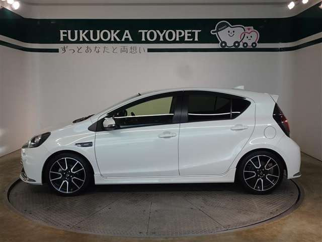 中古車 トヨタ アクア 1 5 G G S の中古車詳細 48 000km ホワイトパール 福岡県 128万円 中古車情報 中古車 検索なら 車選びドットコム 車選び Com