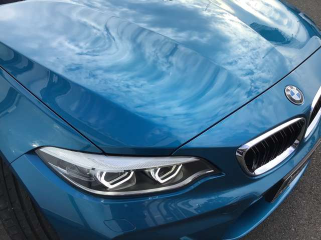 中古車 Bmw M2クーペ M Dct ドライブロジック の中古車詳細 9 000km ブルー 東京都 528万円 中古車情報 中古車 検索なら 車選びドットコム 車選び Com