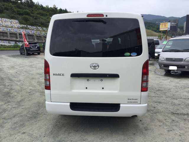 中古車 トヨタ ハイエースバン 3 0 Dx ロング ディーゼル 4ナンバー Etc キーレス バックカメラ の中古車詳細 163 000km ホワイト 福岡県 134万円 中古車情報 中古車検索なら 車選びドットコム 車選び Com