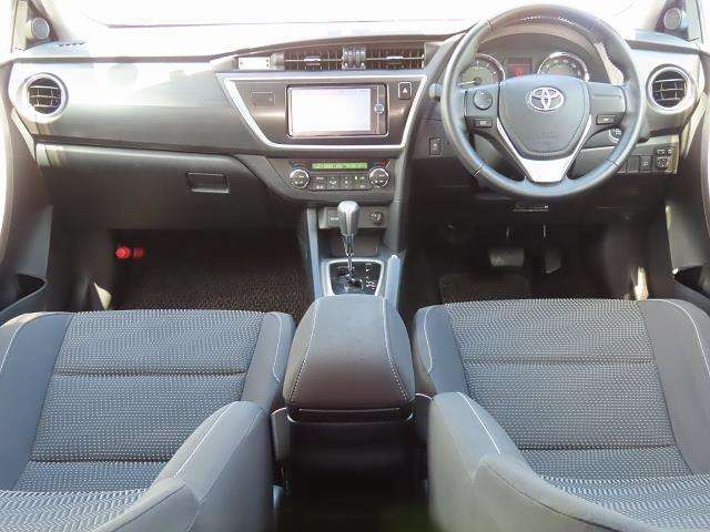 中古車 トヨタ オーリス 1 8 180g Sパッケージ の中古車詳細 144 000km ダークシルバーメタリック 兵庫県 43万円 中古車情報 中古車検索なら 車選びドットコム 車選び Com