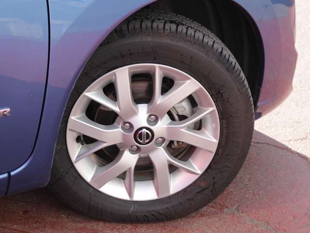 中古車 日産 ノート 1 2 E Power メダリスト の中古車詳細 7 000km ブルー 山形県 177 7万円 中古車情報 中古車検索なら 車選びドットコム 車選び Com