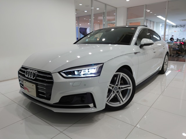 中古車 アウディ A5スポーツバック 2 0 Tfsi スポーツ Sラインパッケージ の中古車詳細 23 000km ホワイト 島根県 448万円 中古車情報 中古車検索なら 車選びドットコム 車選び Com