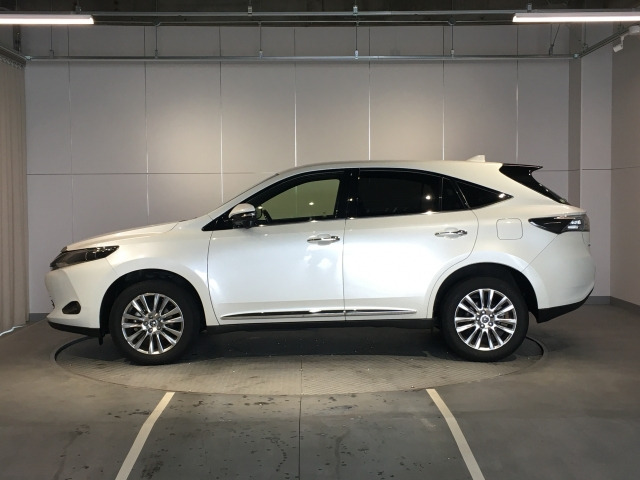 中古車 トヨタ ハリアー 2 0 プレミアム の中古車詳細 39 000km パールホワイト 石川県 249 8万円 中古車情報 中古車 検索なら 車選びドットコム 車選び Com