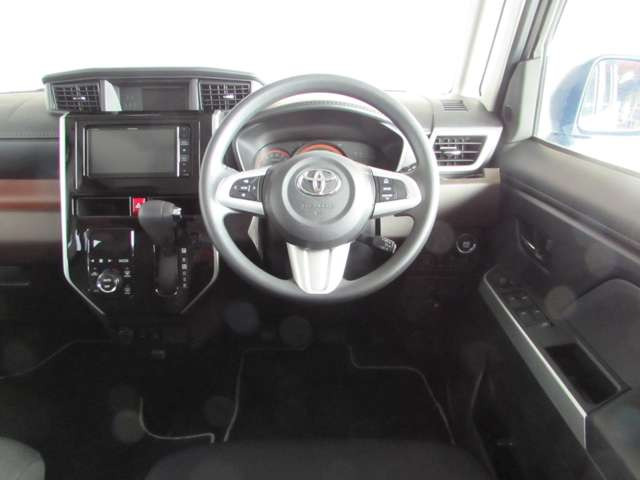 中古車 トヨタ ルーミー 1 0 G コージー エディション 4wd の中古車詳細 9 000km ホワイトパール 青森県 175万円 中古車情報 中古車検索なら 車選びドットコム 車選び Com