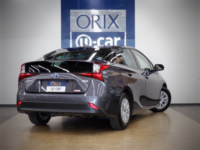 中古車 トヨタ プリウス 1 8 S の中古車詳細 40 000km グレー 福岡県 197万円 中古車情報 中古車検索なら 車 選びドットコム 車選び Com