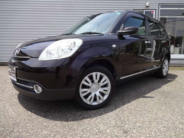 中古車 マツダ ベリーサ 1 5 L の中古車詳細 23 000km マルーン 新潟県 49 8万円 中古車情報 中古車検索なら 車 選びドットコム 車選び Com