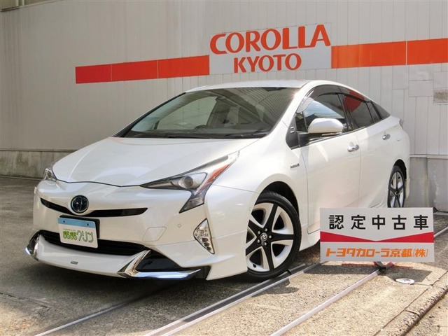 中古車 トヨタ プリウス 1 8 A ツーリングセレクション の中古車詳細 12 000km パールメタリック 京都府 215万円 中古車 情報 中古車検索なら 車選びドットコム 車選び Com