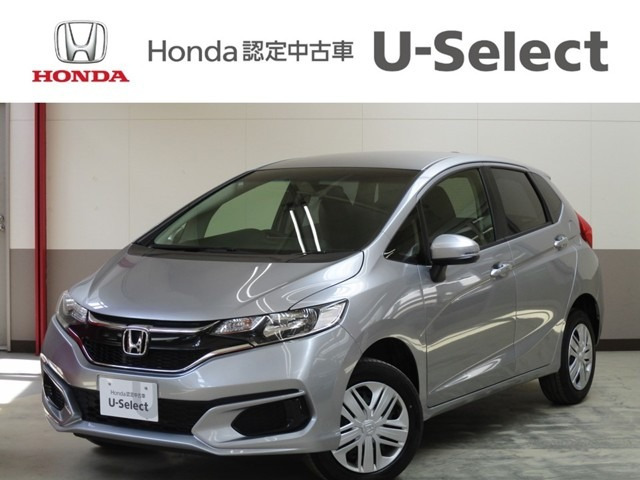 中古車 ホンダ フィット 1 3 13g F 4wd の中古車詳細 40 000km シルバーメタリック 北海道 110万円 中古車情報 中古車検索なら 車選びドットコム 車選び Com