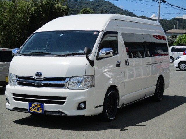 中古車 トヨタ ハイエース 2 7 グランドキャビン 4wd の中古車詳細 31 000km ホワイト 岩手県 2万円 中古車情報 中古車検索なら 車選びドットコム 車選び Com