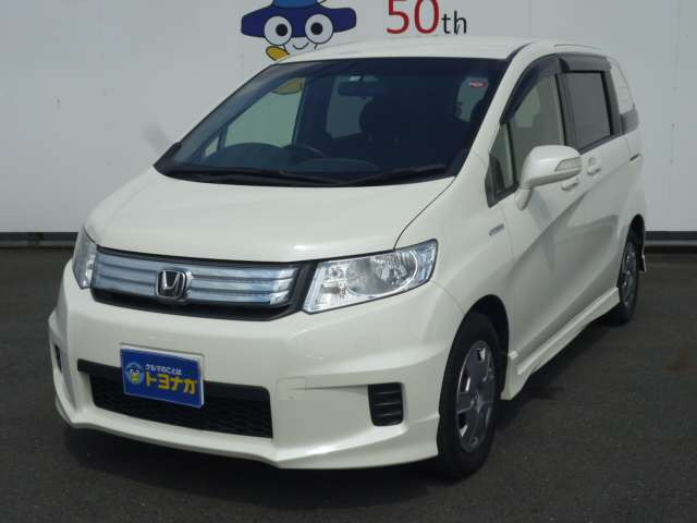 中古車 ホンダ フリードスパイクハイブリッド 1 5 7インチナビ バックカメラ Hid の中古車詳細 78 000km ホワイト 群馬県 69 8万円 中古車情報 中古車検索なら 車選びドットコム 車選び Com