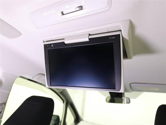 中古車 トヨタ ヴォクシー 2.0 ZS 煌 の中古車詳細 (51,000km, パール 