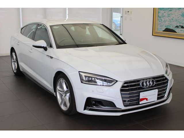 中古車 アウディ A5スポーツバック 2 0 Tfsi スポーツ Sラインパッケージ の中古車詳細 2 000km ホワイト 山口県 525万円 中古車情報 中古車検索なら 車選びドットコム 車選び Com