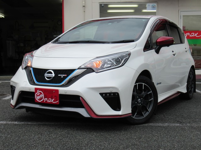 中古車 日産 ノート 1 2 E Power Nismo S の中古車詳細 33 000km パールホワイト 岩手県 1万円 中古車 情報 中古車検索なら 車選びドットコム 車選び Com