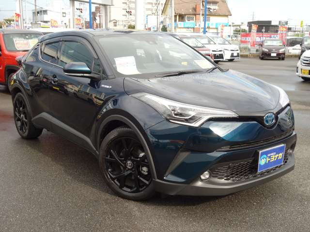 中古車 トヨタ C-HR ハイブリッド 1.8 G モード ネロ 9インチナビTV B 