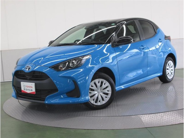 中古車 トヨタ ヤリス 1 5 ハイブリッド G E Four 4wd の中古車詳細 573km ブルーメタリック 長野県 216 7万円 中古車情報 中古車検索なら 車選びドットコム 車選び Com