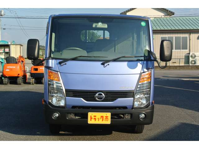 中古車 日産 アトラス 2 0 ダブルキャブ フルスーパーロー 垂直パワーゲート ガソリン車 作業灯 の中古車詳細 33 000km ブルー 埼玉県 238万円 中古車情報 中古車検索なら 車選びドットコム 車選び Com