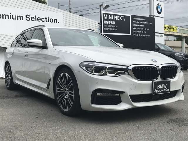 中古車 Bmw 523dツーリング 523d Mスポーツ ディーゼルターボ の中古車詳細 17 000km ホワイト 大阪府 428万円 中古車情報 中古車検索なら 車選びドットコム 車選び Com