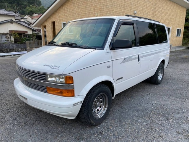 中古車 シボレー アストロ Lt 4wd 検r4 1サイド出しマフラー8ナンバー4wd の中古車詳細 158 000km ホワイト 大分県 95万円 中古車情報 中古車検索なら 車選びドットコム 車選び Com