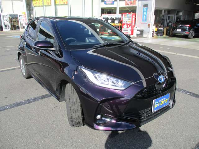 中古車 トヨタ ヤリス 1.5 ハイブリッド Z E-Four 4WD ディスプレイ 