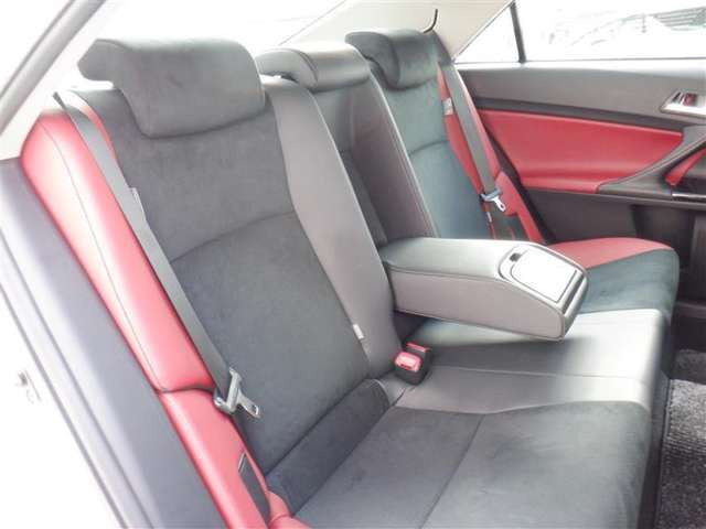 中古車 トヨタ マークx 2 5 250s ファイナル エディション の中古車詳細 21 000km パールメタリック 福岡県 269 5万円 中古車情報 中古車検索なら 車選びドットコム 車選び Com