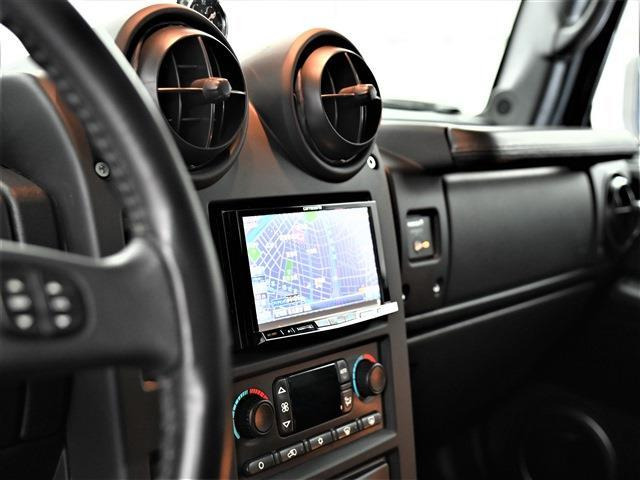 中古車 ハマー H2 ラグジュアリーpkg 社外ナビ 純正ホイール サンルーフ の中古車詳細 28 000km ブラック 愛知県 378万円 中古車情報 中古車検索なら 車選びドットコム 車選び Com