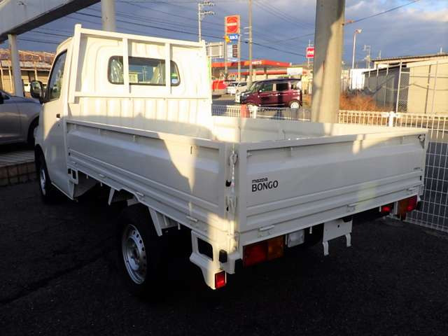 中古車 マツダ ボンゴトラック 1 5 Std 三方開 の中古車詳細 40km ホワイト 山口県 159 8万円 中古車情報 中古車 検索なら 車選びドットコム 車選び Com 中古車 マツダ ボンゴトラック 1 5 Std 三方開 の中古車詳細 40km ホワイト 山口県 159 8万円 中古車情報 中古車 検索なら 車選びドットコム 車選び Com