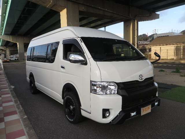 中古車 トヨタ ハイエースコミューター 2 5 Dx ディーゼル 車中泊仕様 の中古車詳細 000km ホワイト 福岡県 298万円 中古車情報 中古車検索なら 車選びドットコム 車選び Com