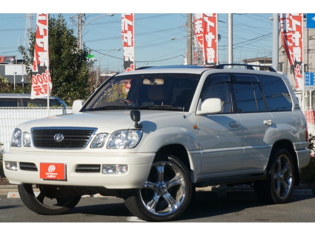 中古車 トヨタ ランドクルーザーシグナス 4 7 4wd の中古車詳細 53 000km パールホワイト 神奈川県 249 8万円 中古車 情報 中古車検索なら 車選びドットコム 車選び Com