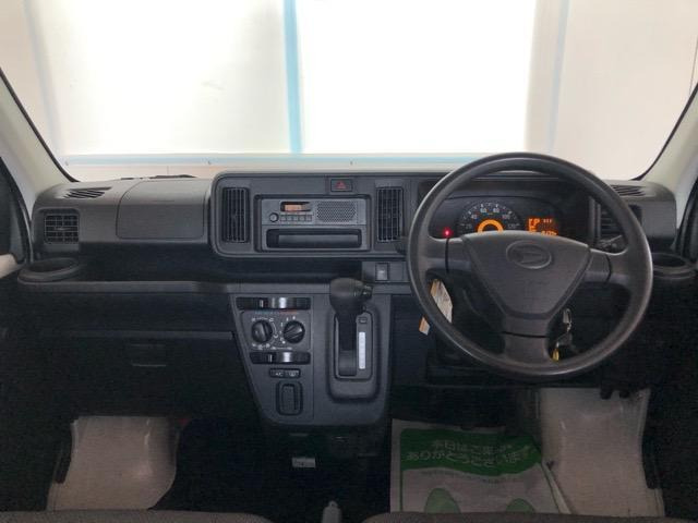 中古車 ダイハツ ハイゼットカーゴ スペシャル Saiii 4wd の中古車詳細 9 000km ホワイト 佐賀県 108万円 中古車 情報 中古車検索なら 車選びドットコム 車選び Com