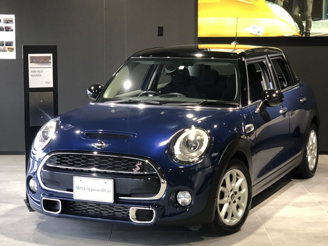 中古車 Bmw Mini ミニ クーパー S の中古車詳細 32 000km ブルー 山口県 229 8万円 中古車情報 中古車検索なら 車選びドットコム 車選び Com