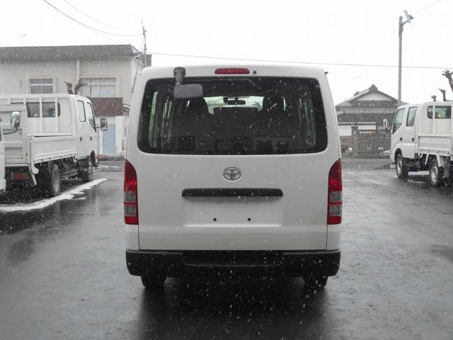 中古車 トヨタ ハイエースバン 3 0 Dx ロング ディーゼル 4wd の中古車詳細 157 000km ホワイト 岩手県 139万円 中古車情報 中古車検索なら 車選びドットコム 車選び Com