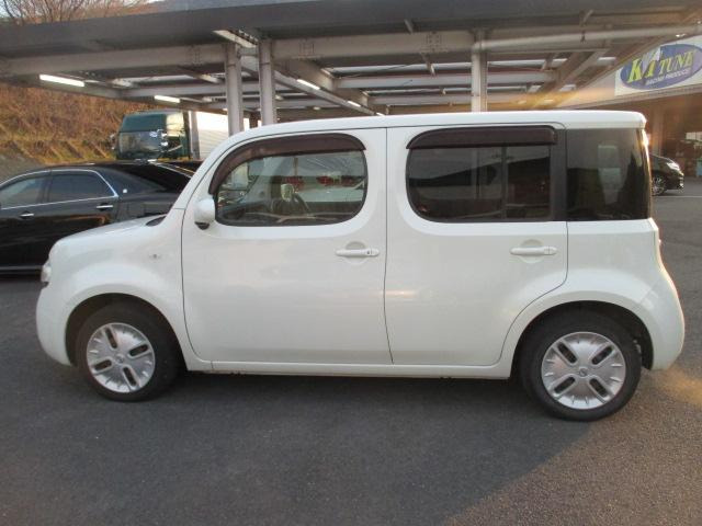 中古車 日産 キューブ 1 5 15x Mセレクション 純正sdナビ バックカメラ の中古車詳細 90 000km パール 香川県 19万円 中古車情報 中古車検索なら 車選びドットコム 車選び Com