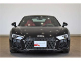 R8 V10 5.2 FSI クワトロ 4WD 